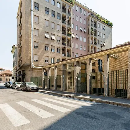 Lejlighed Guesthost - Garibaldi & Gae Aulenti Modern With Private Parking!